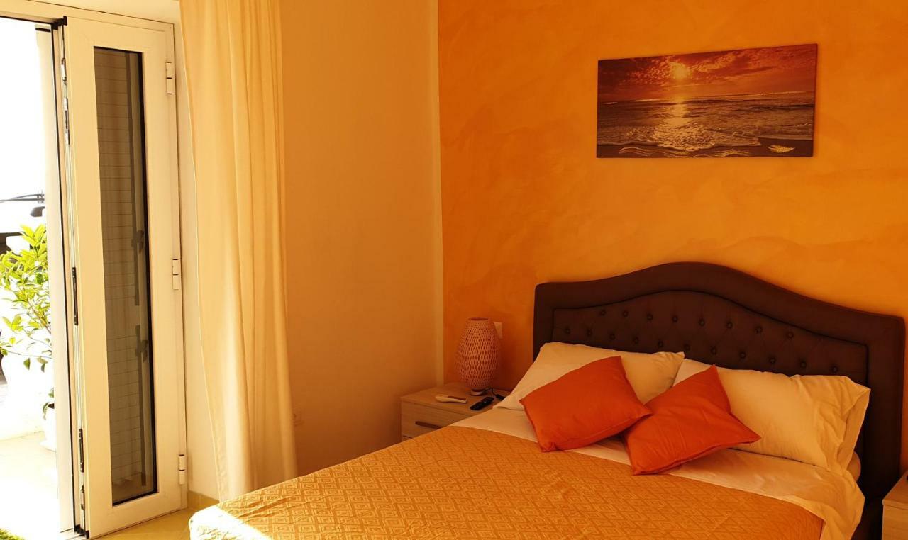 A Un Passo Dal Mare Bed & Breakfast Agropoli Exterior foto